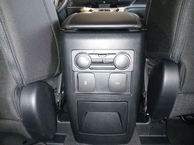 Used 2023 Ford Explorer XLT image 49