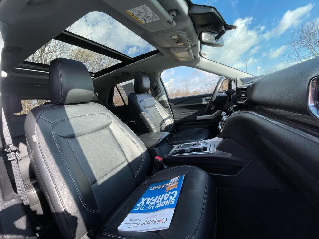 Used 2022 Ford Explorer Limited w/ Equipment Group 301A image 11