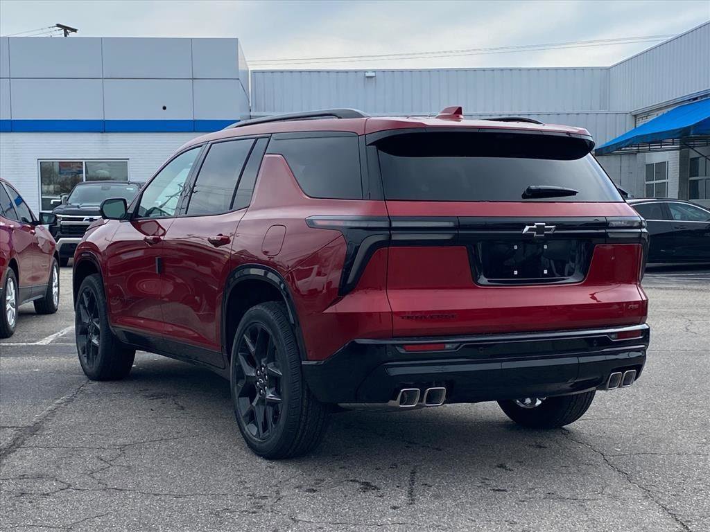 New 2026 Chevrolet Traverse RS w/ LPO, Floor Liner Package image 5