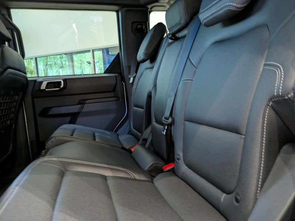Used 2025 Ford Bronco Big Bend w/ Black Diamond Package AWD/4WD image 15