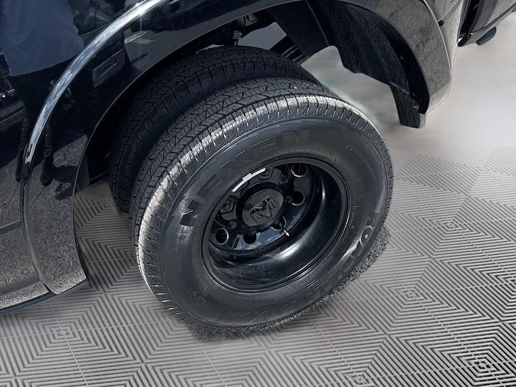 New 2026 RAM 3500 Limited AWD/4WD image 35