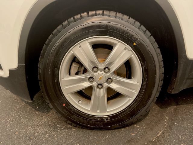 Used 2020 Chevrolet Trax LT w/ LT Convenience Package FWD image 31