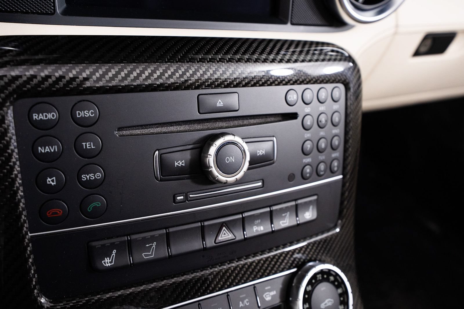 Used 2012 Mercedes-Benz SLS AMG Roadster image 32