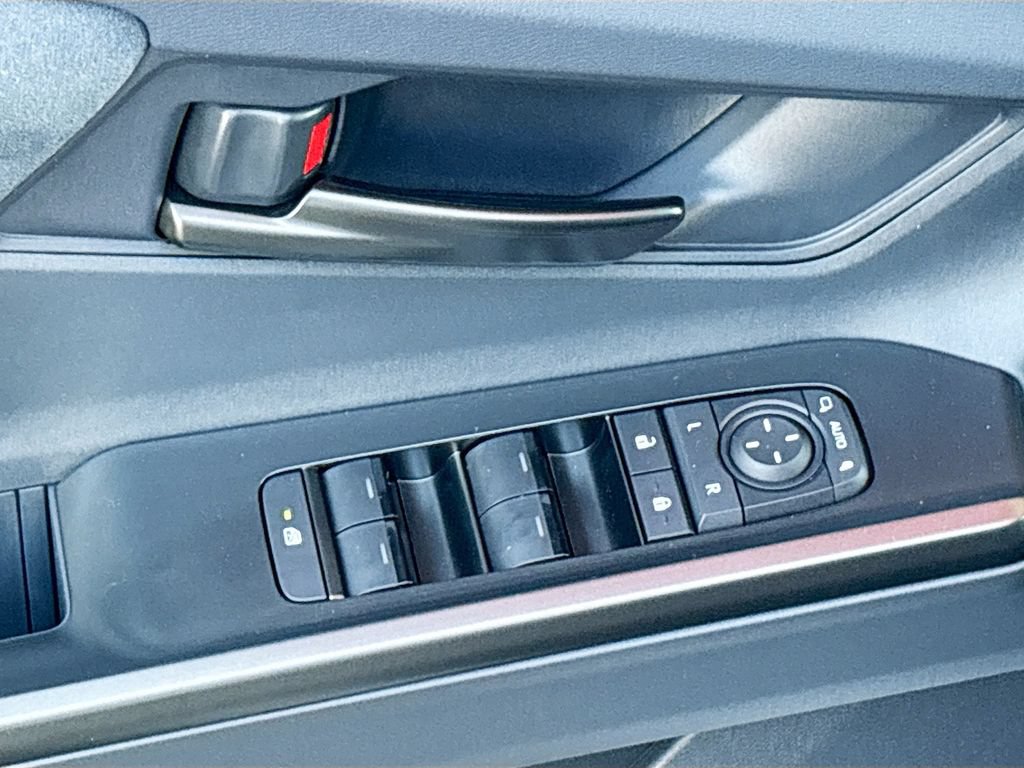 New 2026 Toyota C-HR AWD/4WD image 22