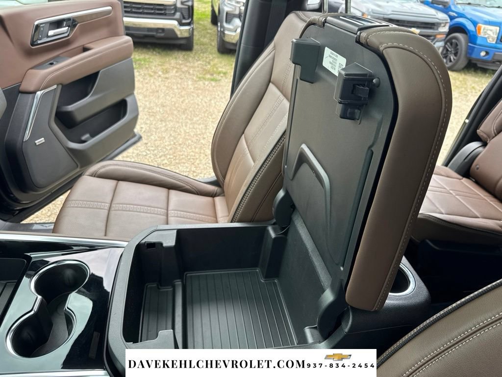Used 2026 Chevrolet Suburban High Country w/ Sun And Tow Package AWD/4WD image 30