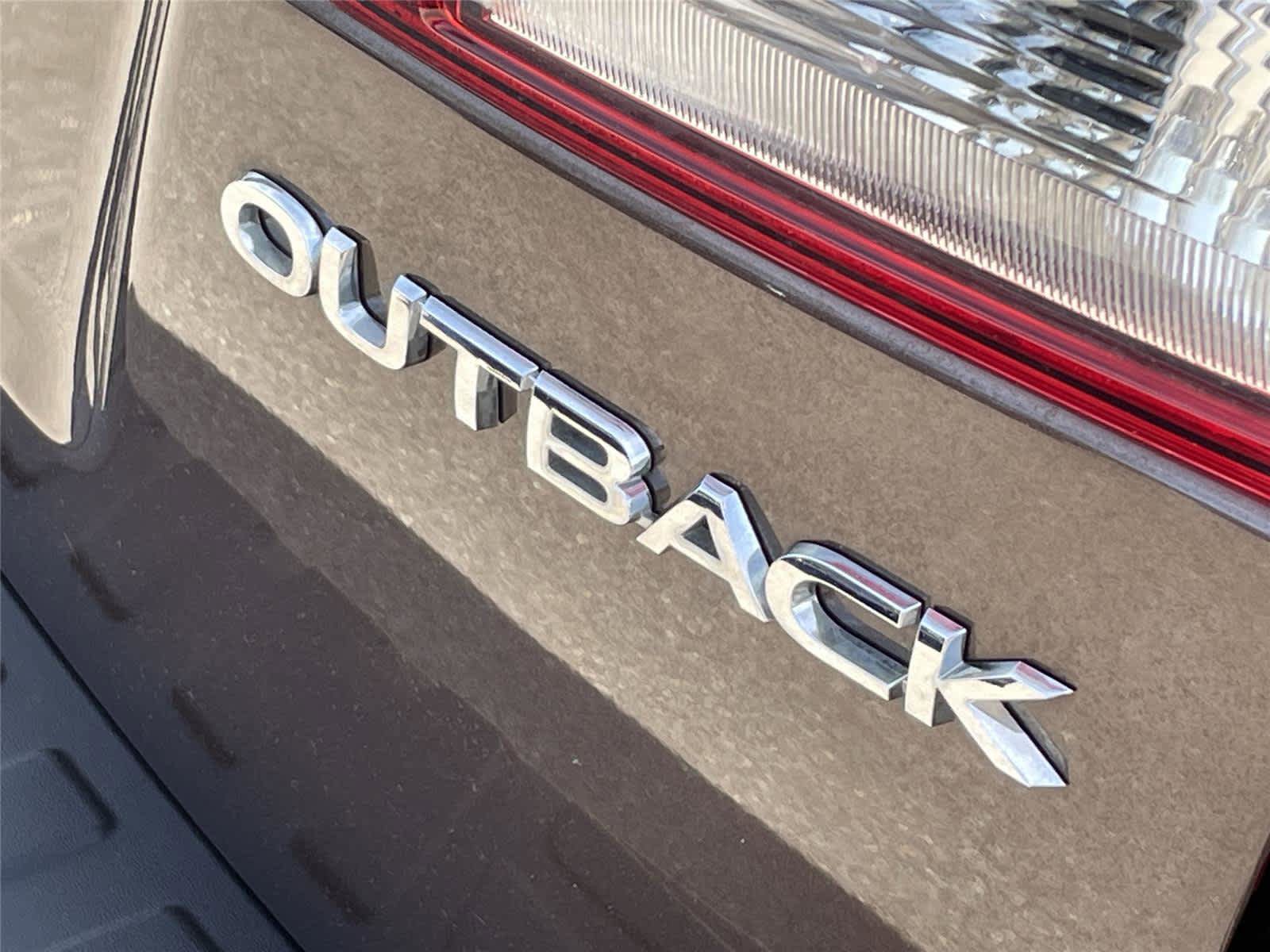 Used 2019 Subaru Outback 2.5i AWD/4WD image 10