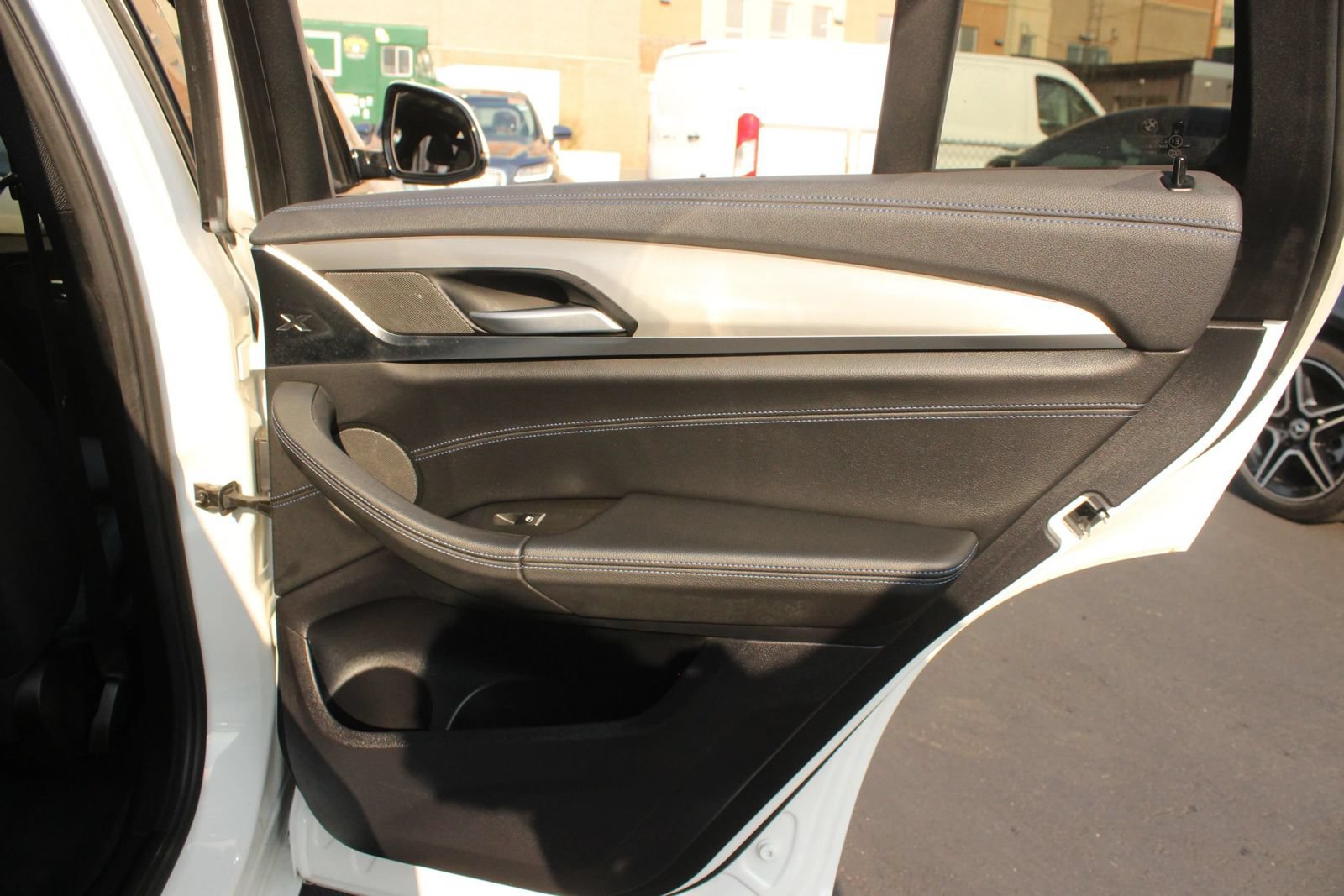 Used 2019 BMW X4 xDrive30i w/ Executive Package AWD/4WD image 18