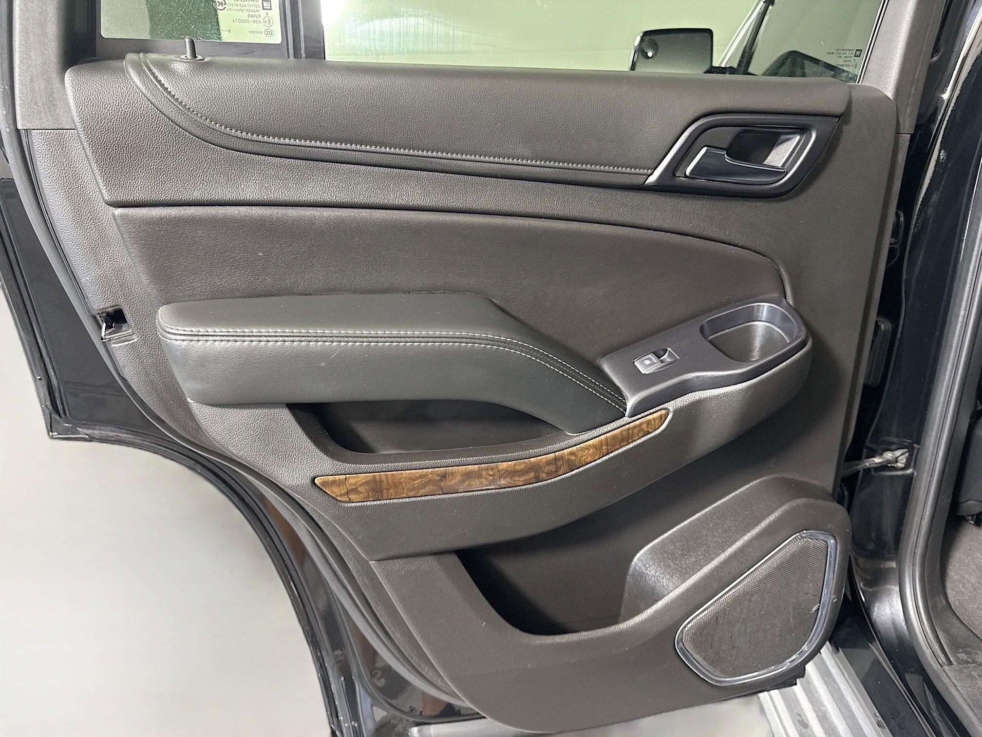 Used 2019 Chevrolet Tahoe LT image 25