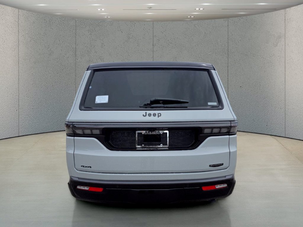 New 2027 Jeep Grand Wagoneer Summit AWD/4WD image 7