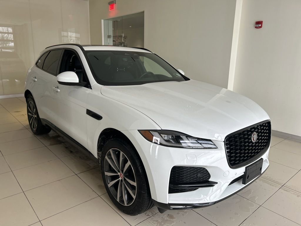 Used 2023 Jaguar F-PACE S image 19