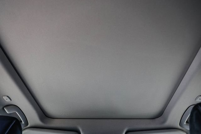 Used 2022 Nissan Rogue Platinum w/ Head-Up Display Package image 16