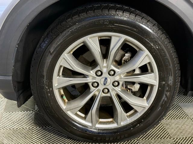 Used 2021 Ford Explorer Limited w/ Equipment Group 301A RWD image 14