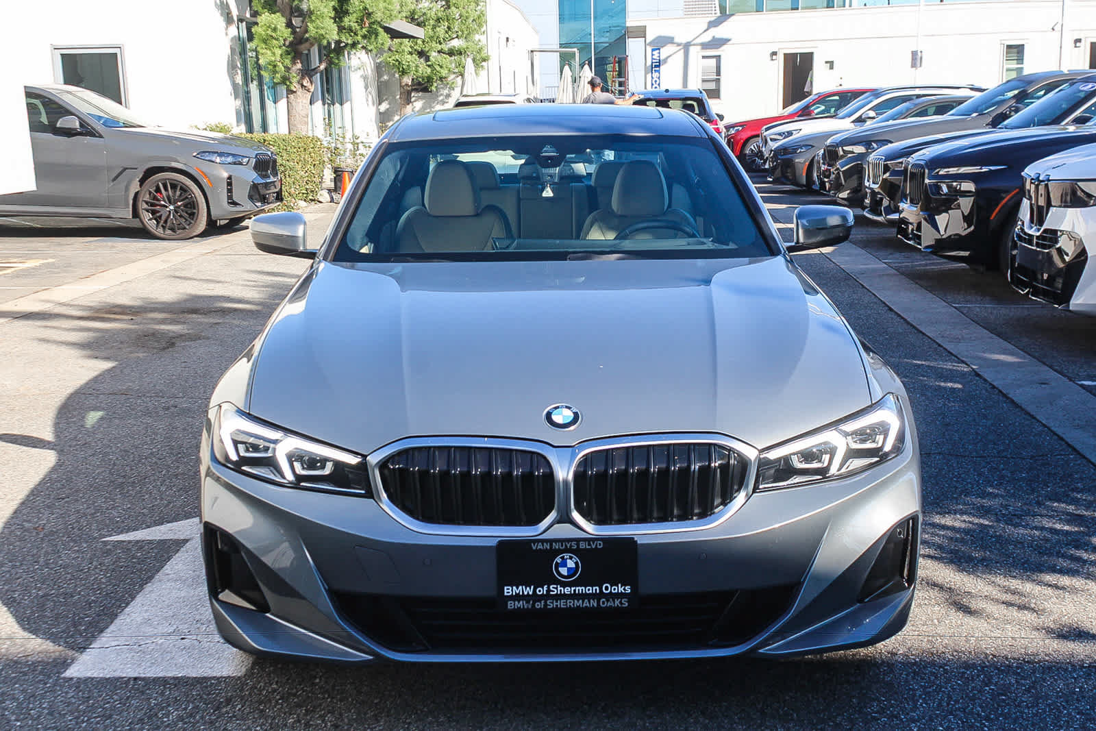 Used 2026 BMW 330i Sedan w/ Premium Package RWD image 2