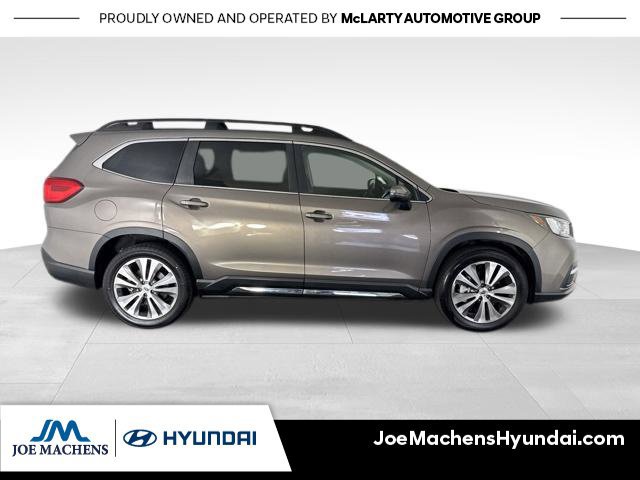 Used 2022 Subaru Ascent Limited w/ Technology Package AWD/4WD image 5