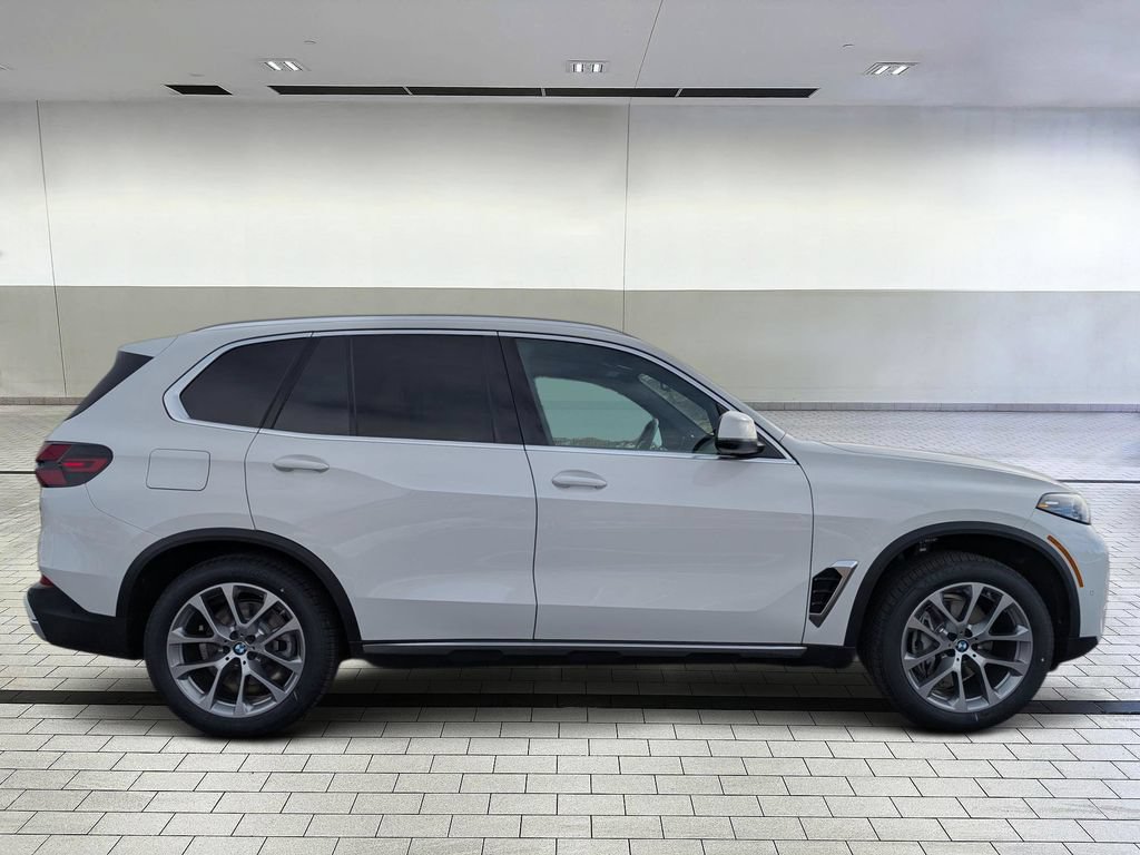 Used 2026 BMW X5 xDrive40i w/ Climate Comfort Package AWD/4WD image 7