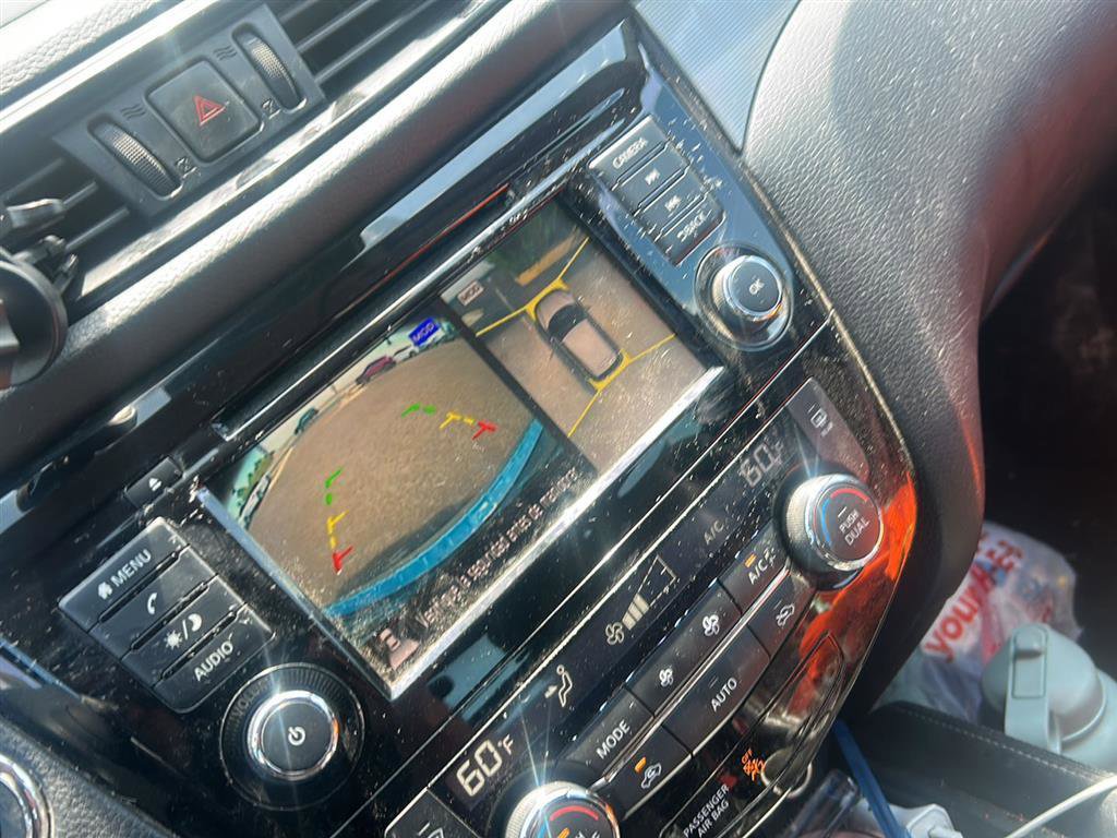 Used 2020 Nissan Rogue Sport SV w/ Technology Package image 9