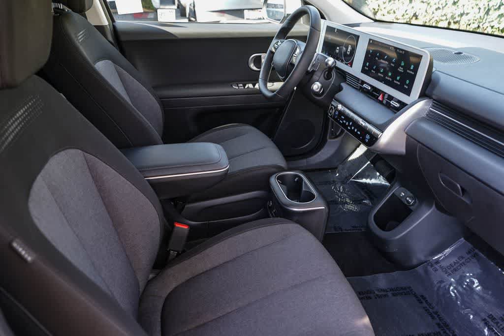 Certified 2024 Hyundai Ioniq 5 SEL RWD image 16
