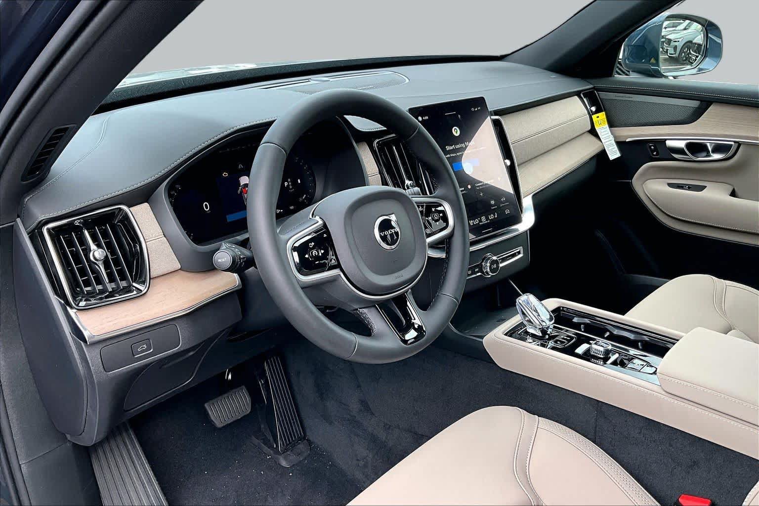 New 2026 Volvo XC90 B6 Plus w/ Protection Package Premier AWD/4WD image 9
