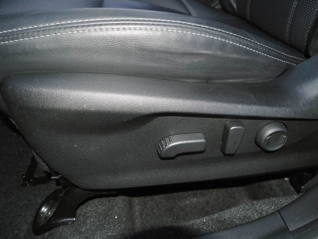 Used 2024 Subaru Forester Touring w/ Convenience Package image 28