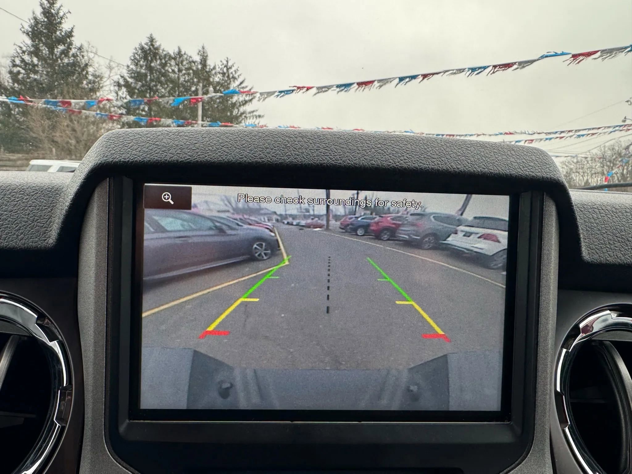 Used 2015 Ford F350 Lariat w/ Chrome Package image 22