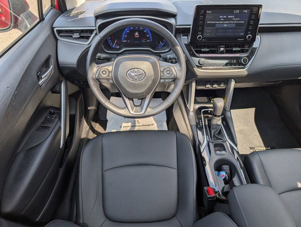 Used 2022 Toyota Corolla Cross XLE w/ Convenience Package FWD image 27