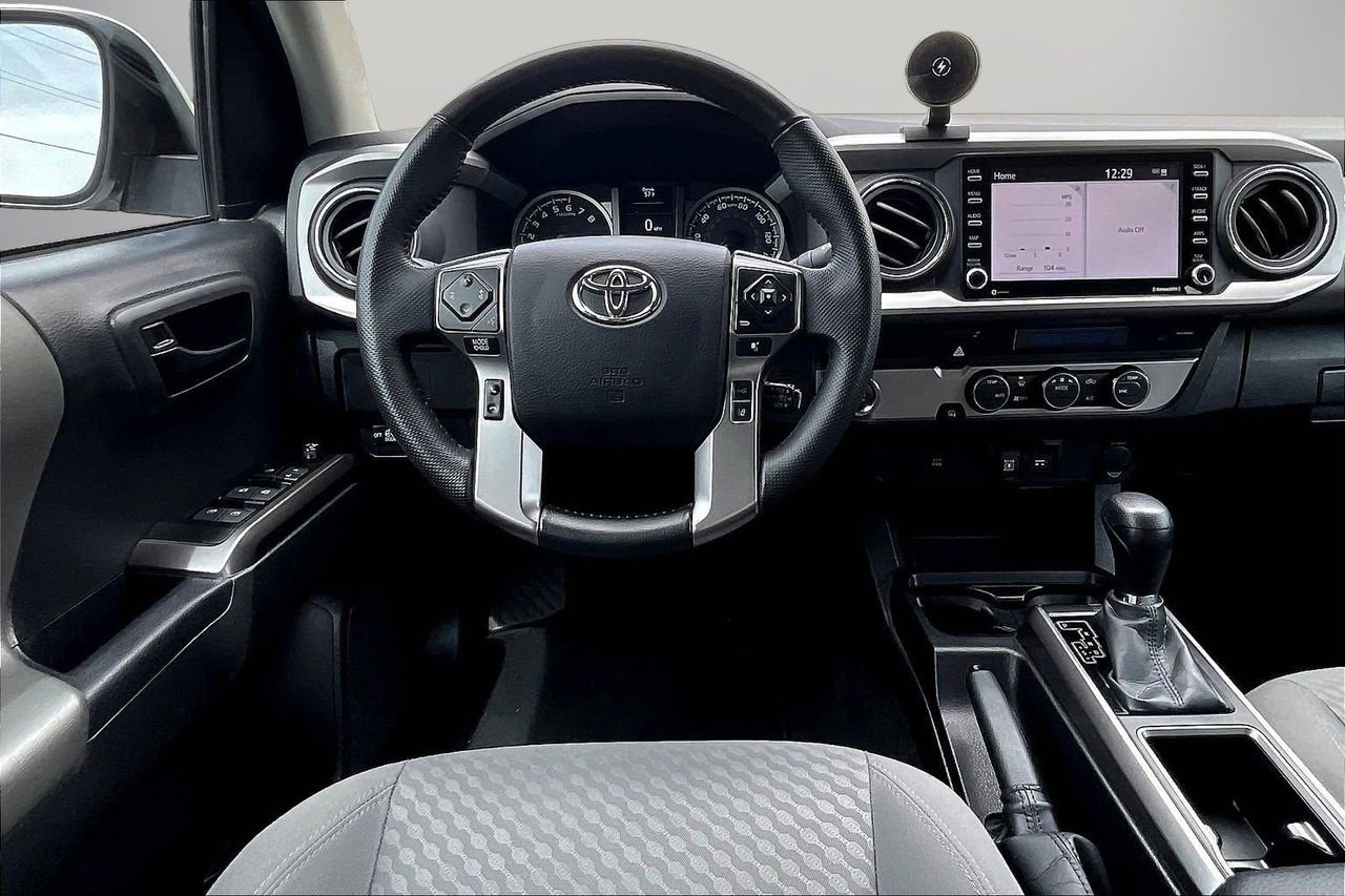 Used 2023 Toyota Tacoma SR5 RWD image 12