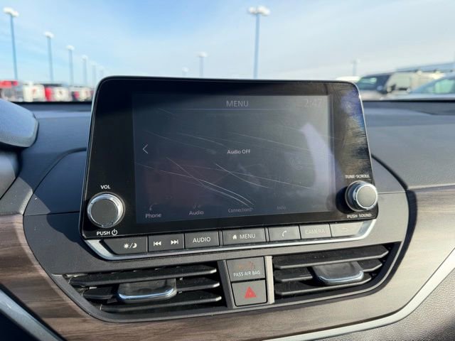 Used 2024 Nissan Altima 2.5 SV image 31