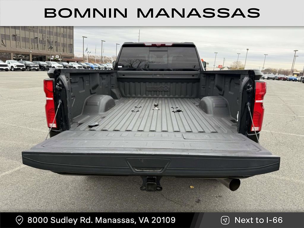 Used 2024 Chevrolet Silverado 3500 High Country w/ High Country Premium Package image 12