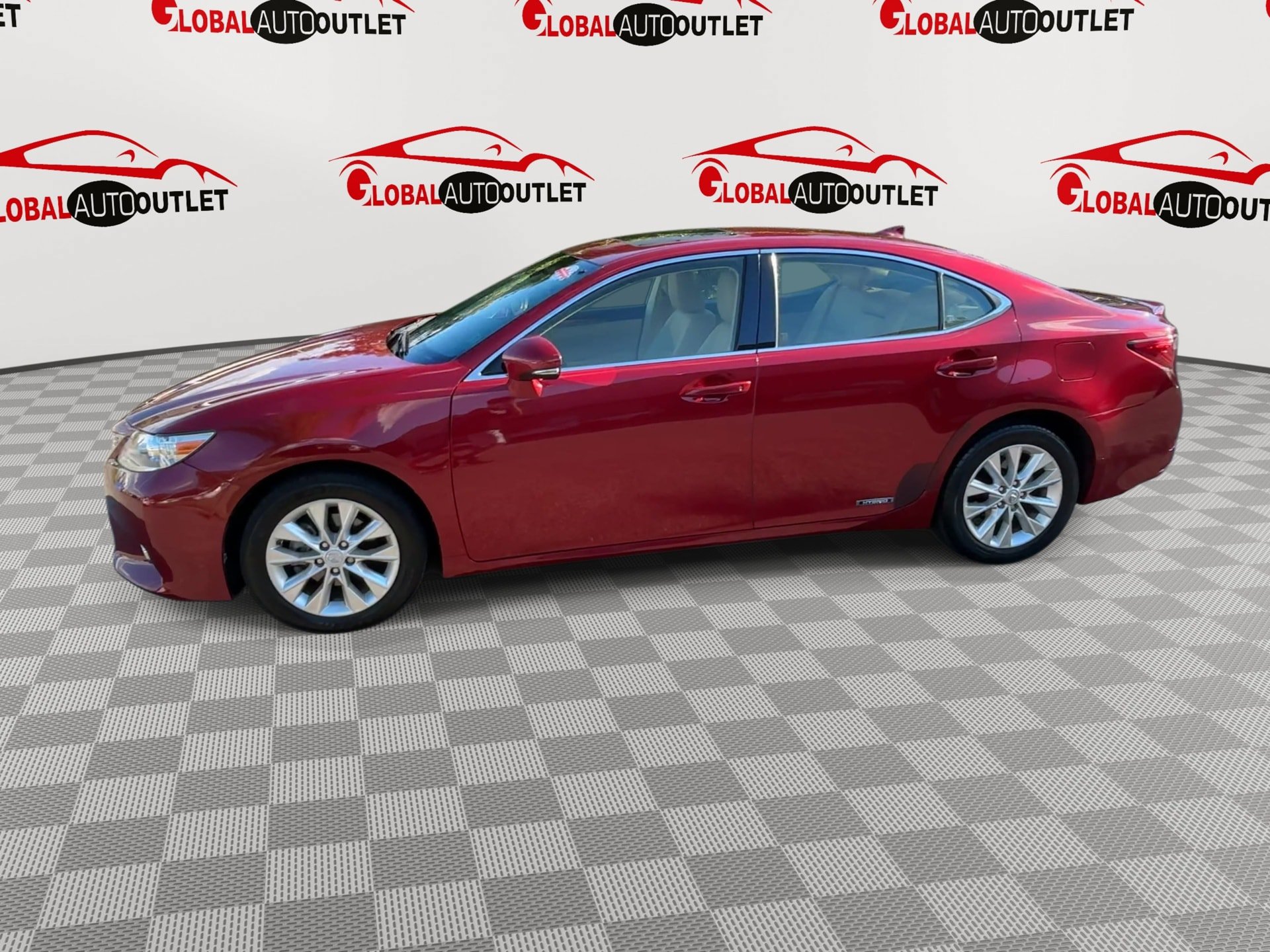 Used 2015 Lexus ES 300h w/ Navigation System Package FWD image 5