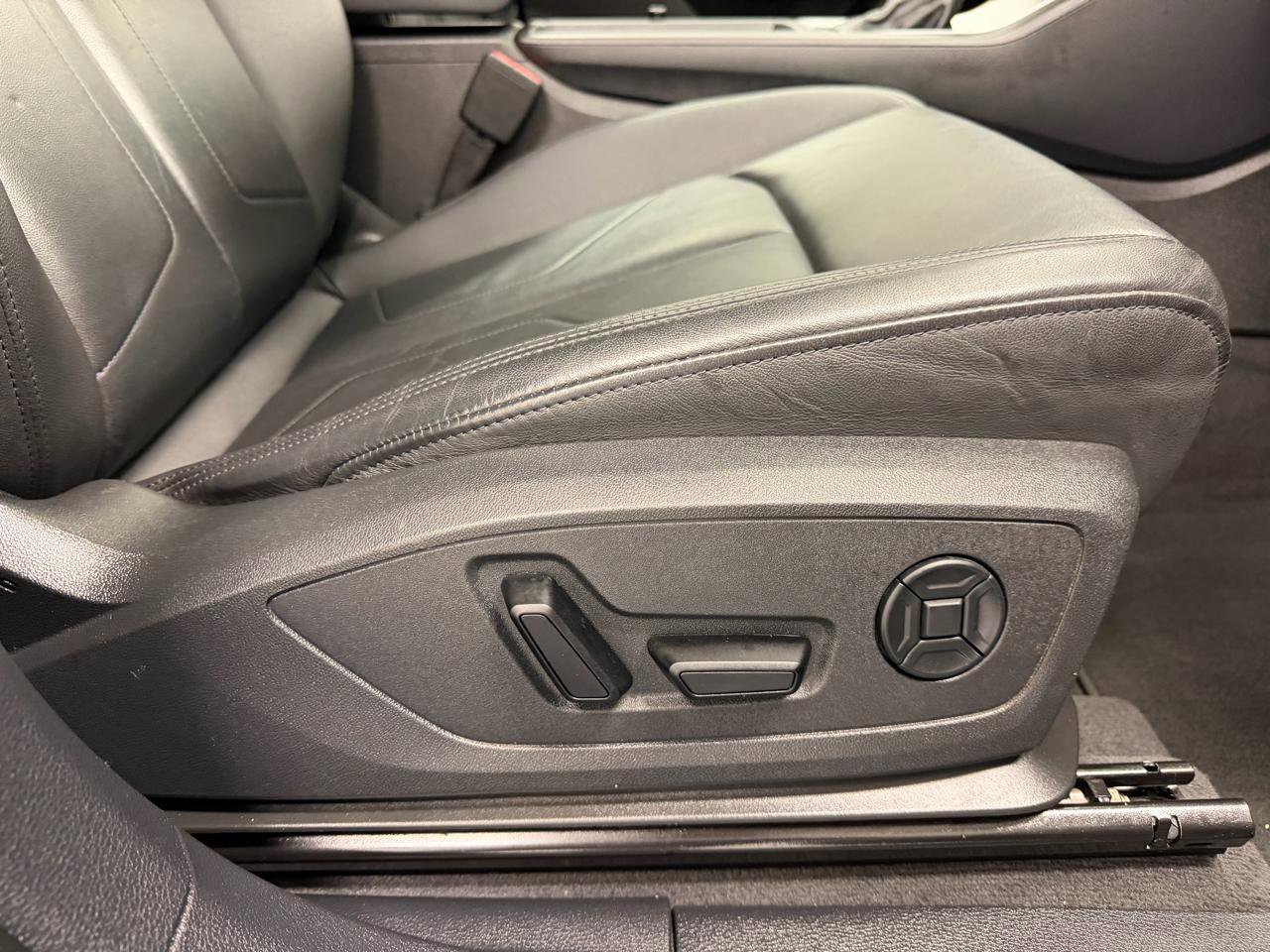 Used 2022 Audi Q3 2.0T Premium w/ Convenience Package image 15