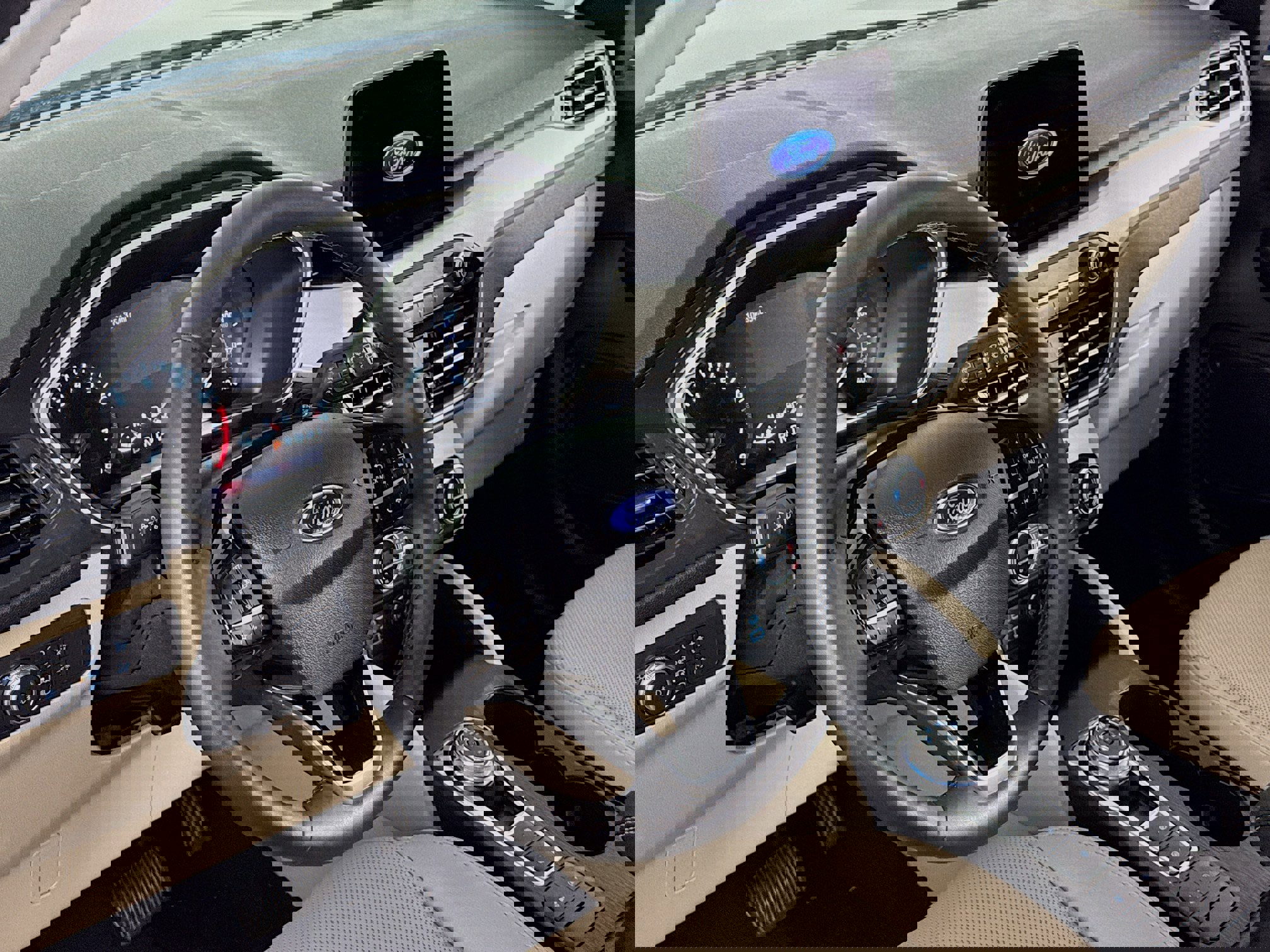 Used 2021 Ford Escape SEL image 15