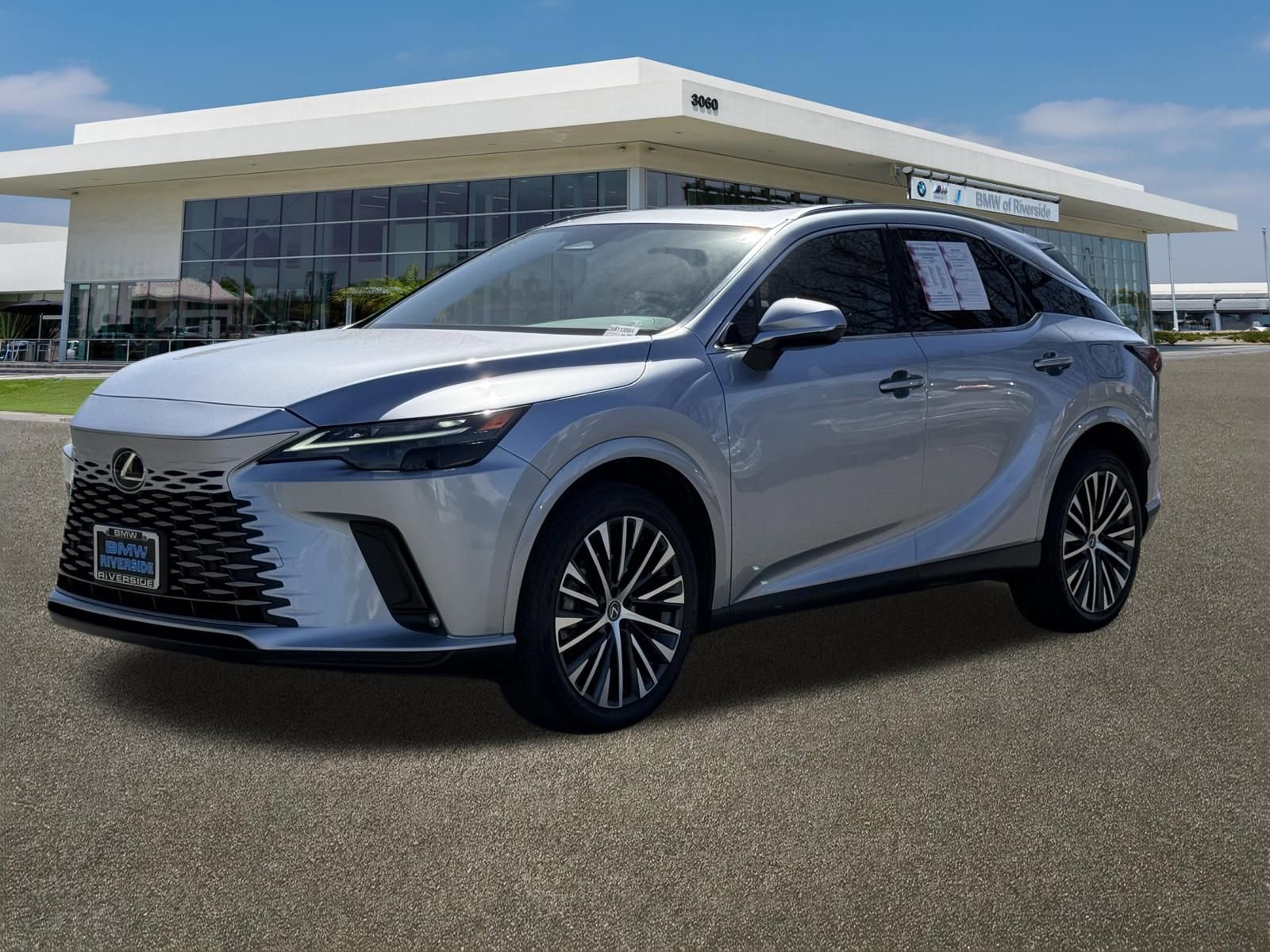 Used 2023 Lexus RX 350 Premium Plus w/ Cold Area Package image 4