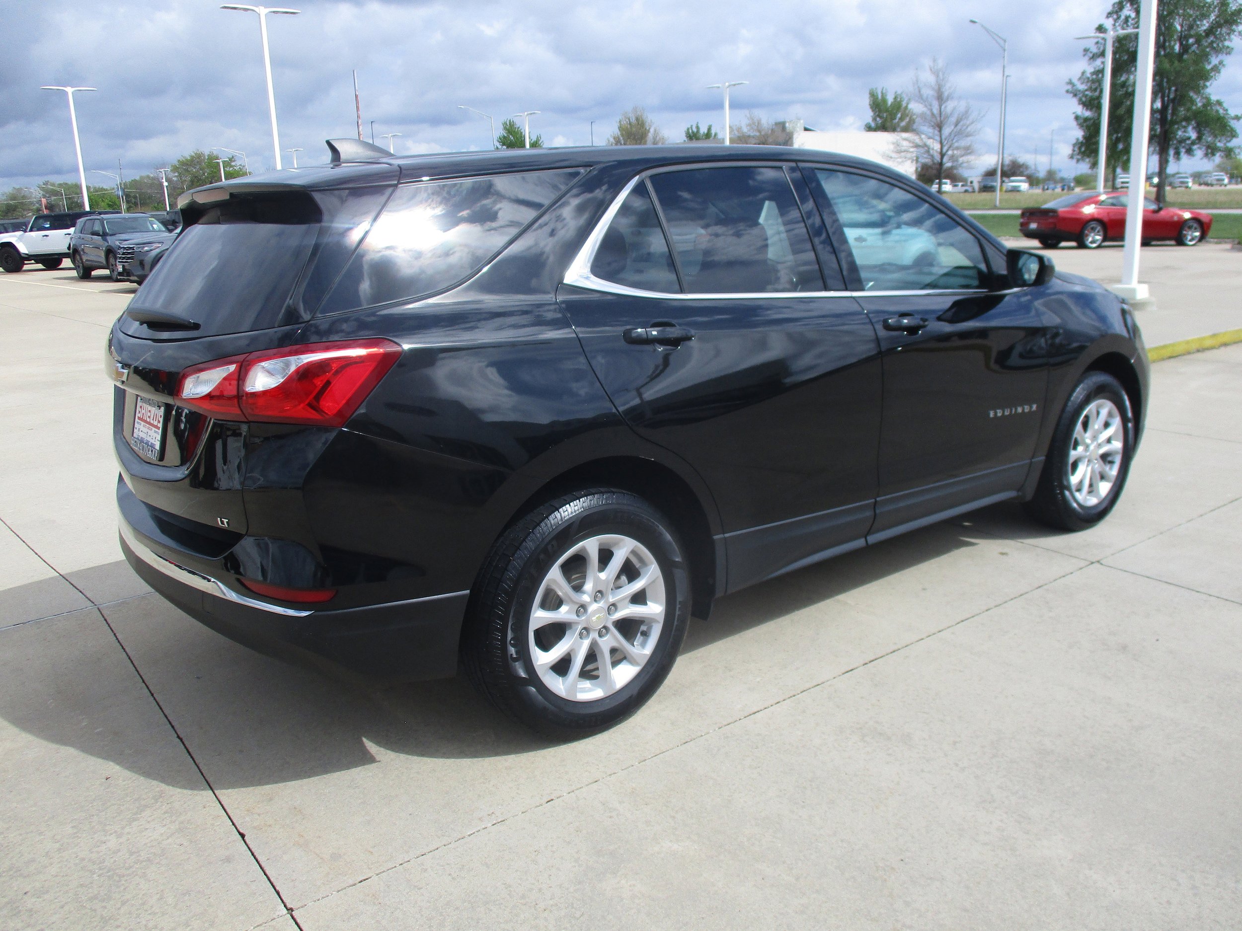 Used 2019 Chevrolet Equinox LT FWD image 5