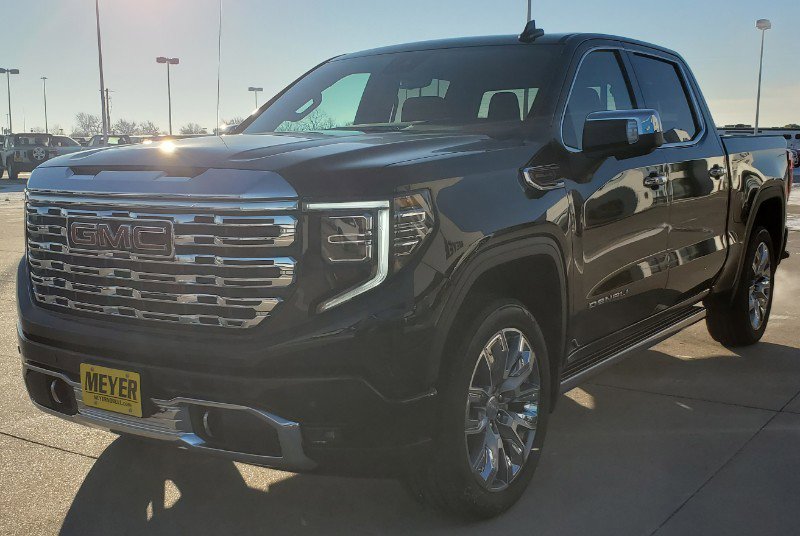 New 2025 GMC Sierra 1500 Denali w/ Denali Reserve Package image 4
