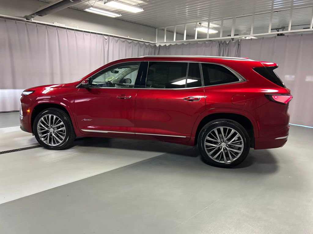 Used 2025 Buick Enclave Avenir w/ Super Cruise Package image 4