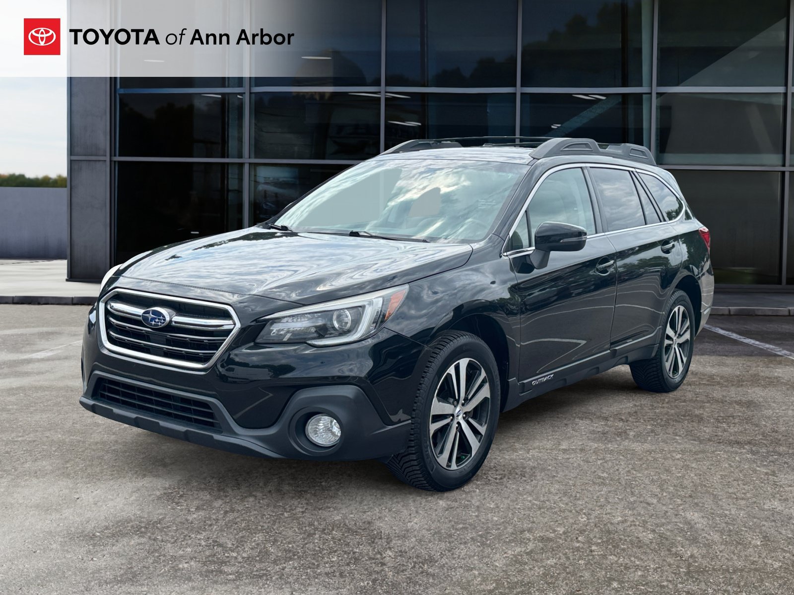 Used 2019 Subaru Outback 2.5i Limited AWD/4WD image 9