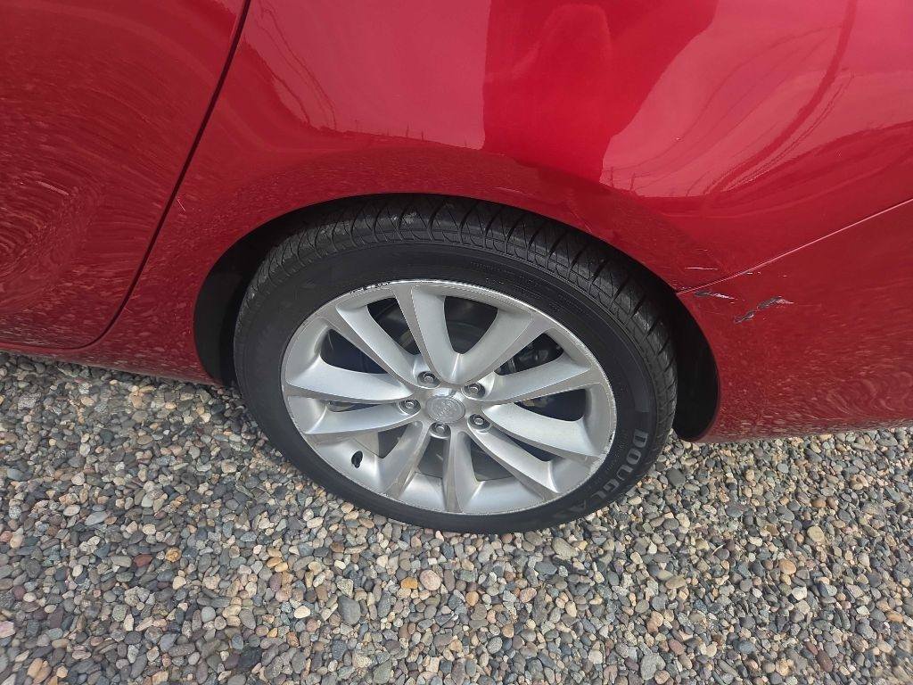 Used 2012 Buick Verano Leather FWD image 23