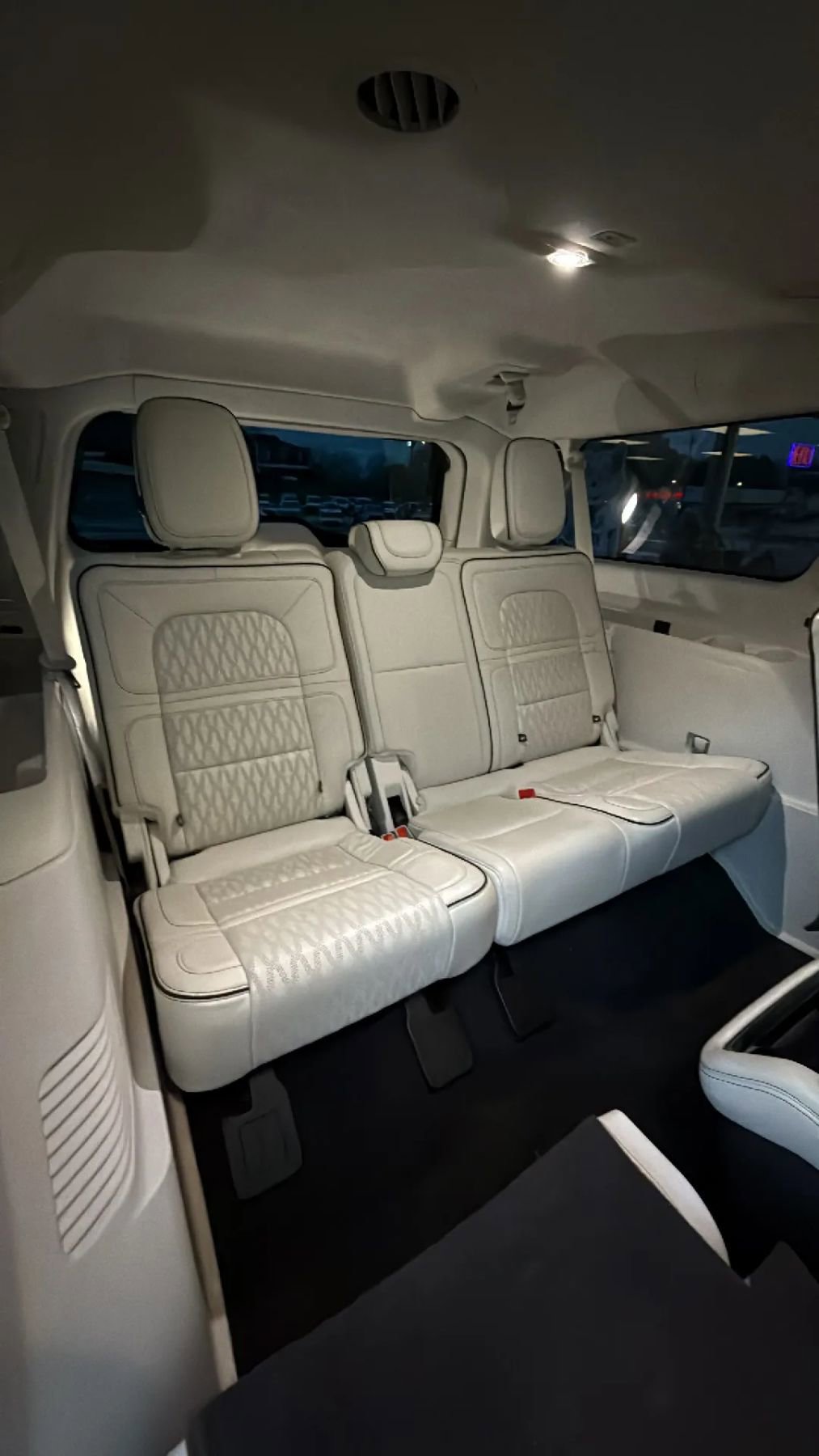 Used 2019 Lincoln Navigator L Black Label w/ Cargo Package image 34