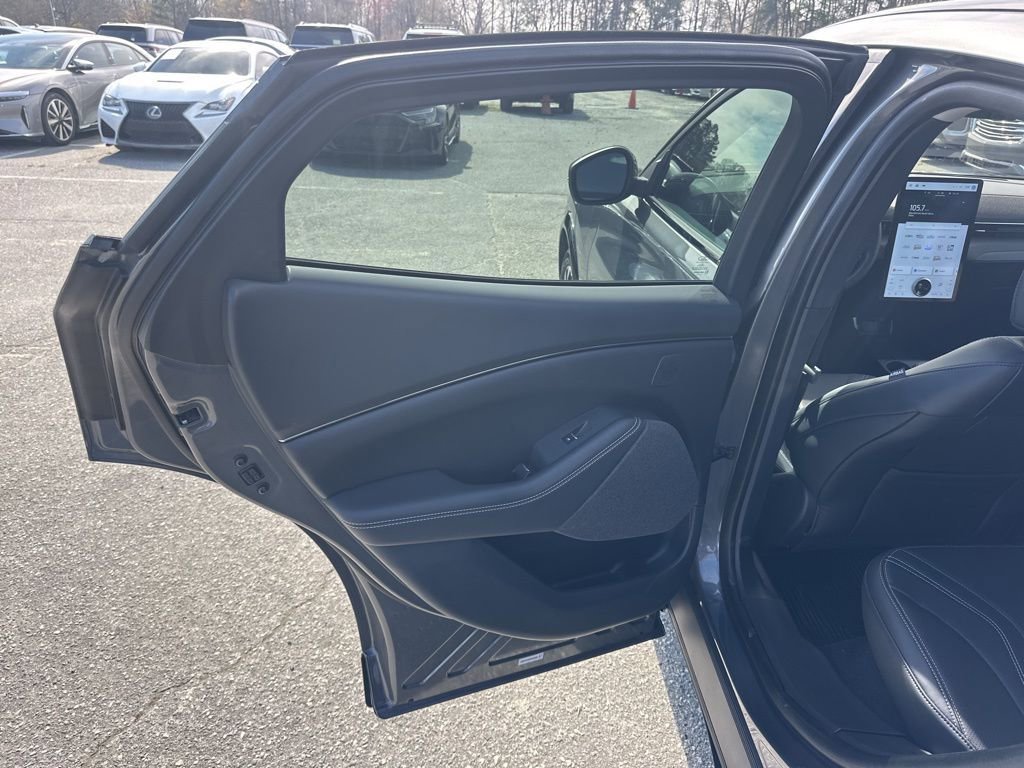 Used 2023 Ford Mustang Mach-E Premium image 26