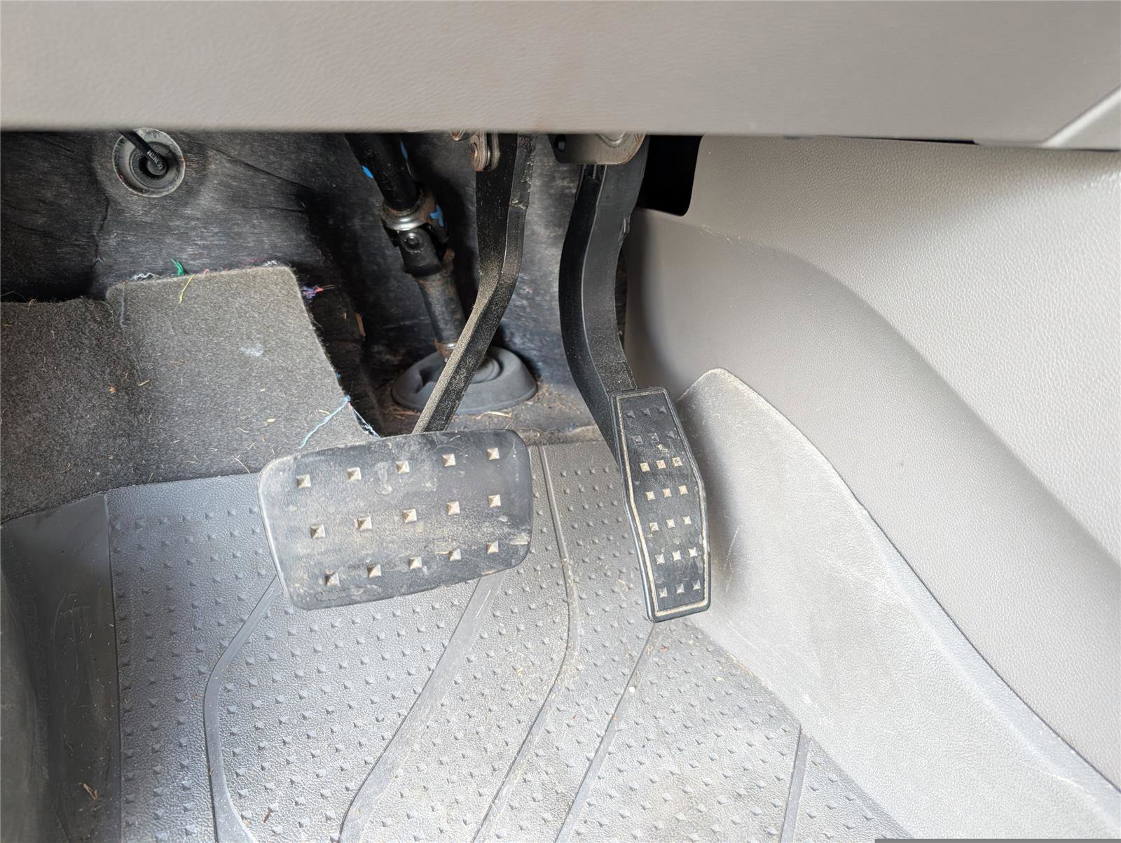 Used 2018 Chevrolet Traverse LT w/ LPO, Cargo Package image 26