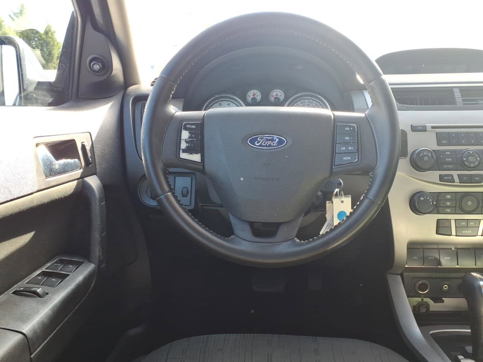 Used 2009 Ford Focus SE image 5