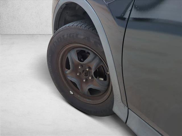 Used 2015 Toyota RAV4 LE image 10