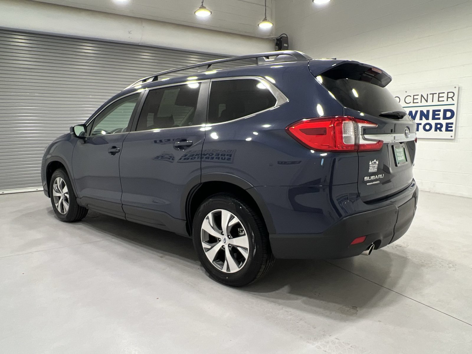 Used 2025 Subaru Ascent Premium AWD/4WD image 6