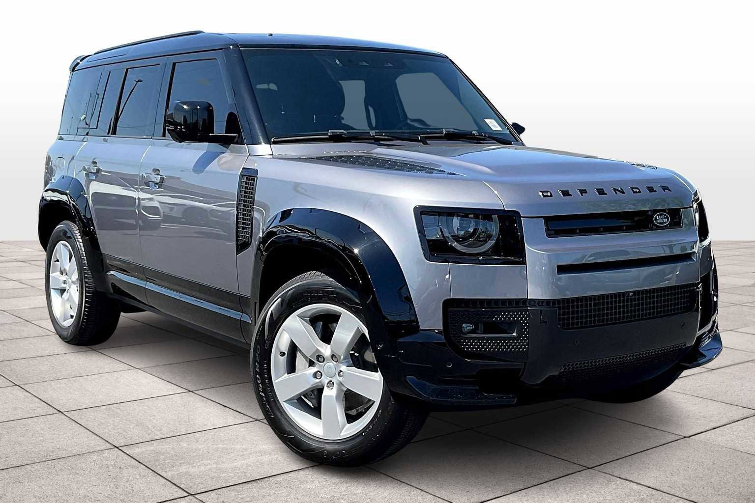 Used 2024 Land Rover Defender 110 X-Dynamic SE image 2