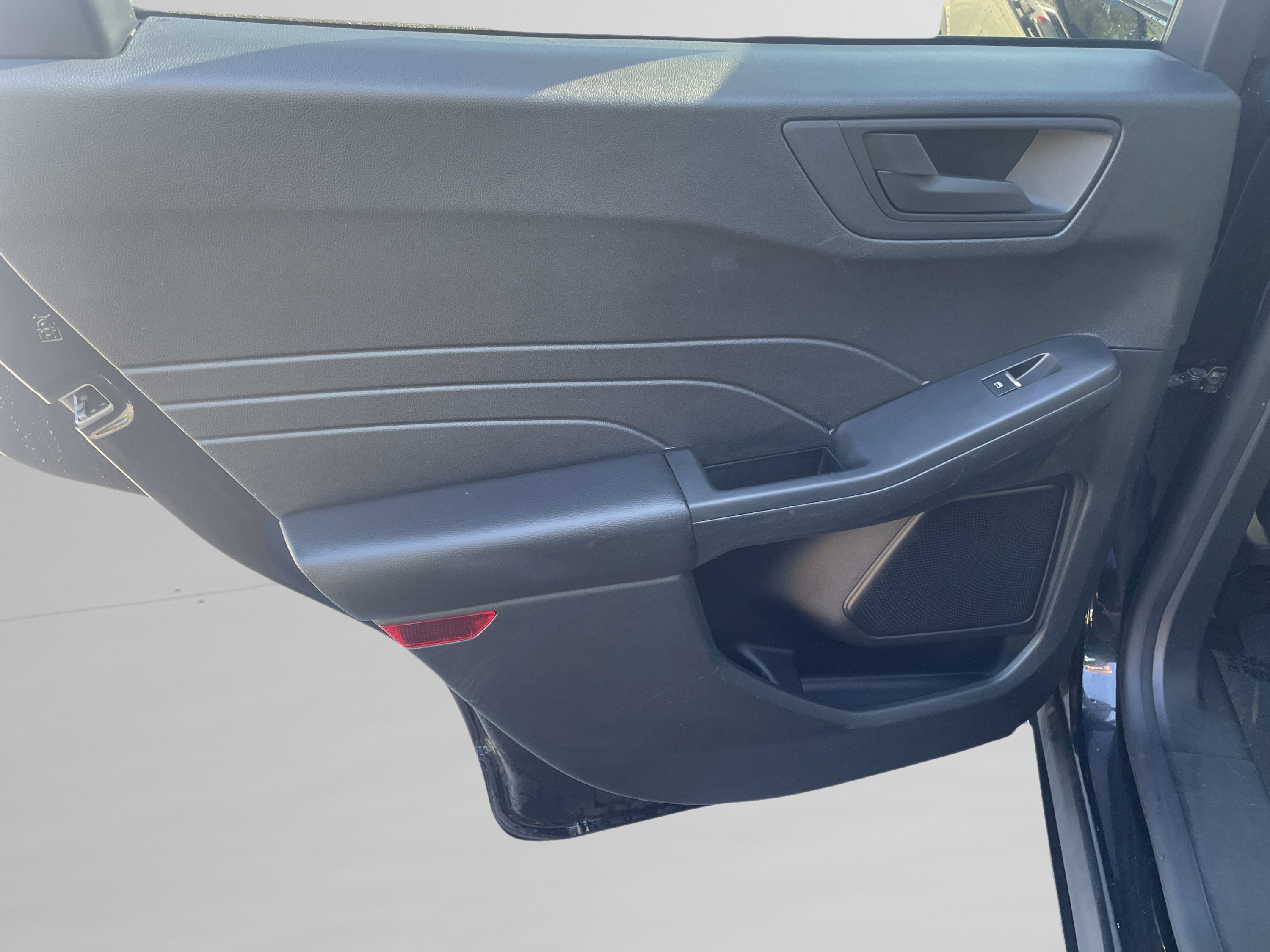 Used 2022 Ford Escape SE image 10