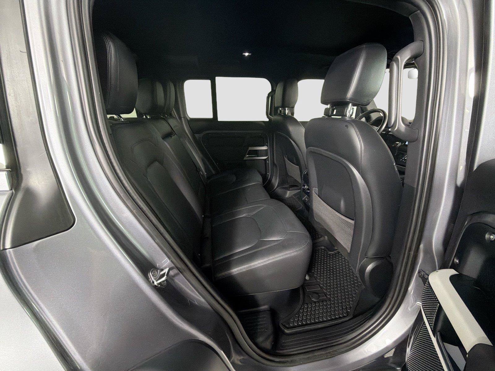 Used 2023 Land Rover Defender 110 S AWD/4WD image 27