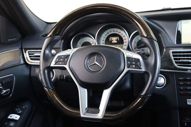 Used 2014 Mercedes-Benz E 350 Sedan image 27