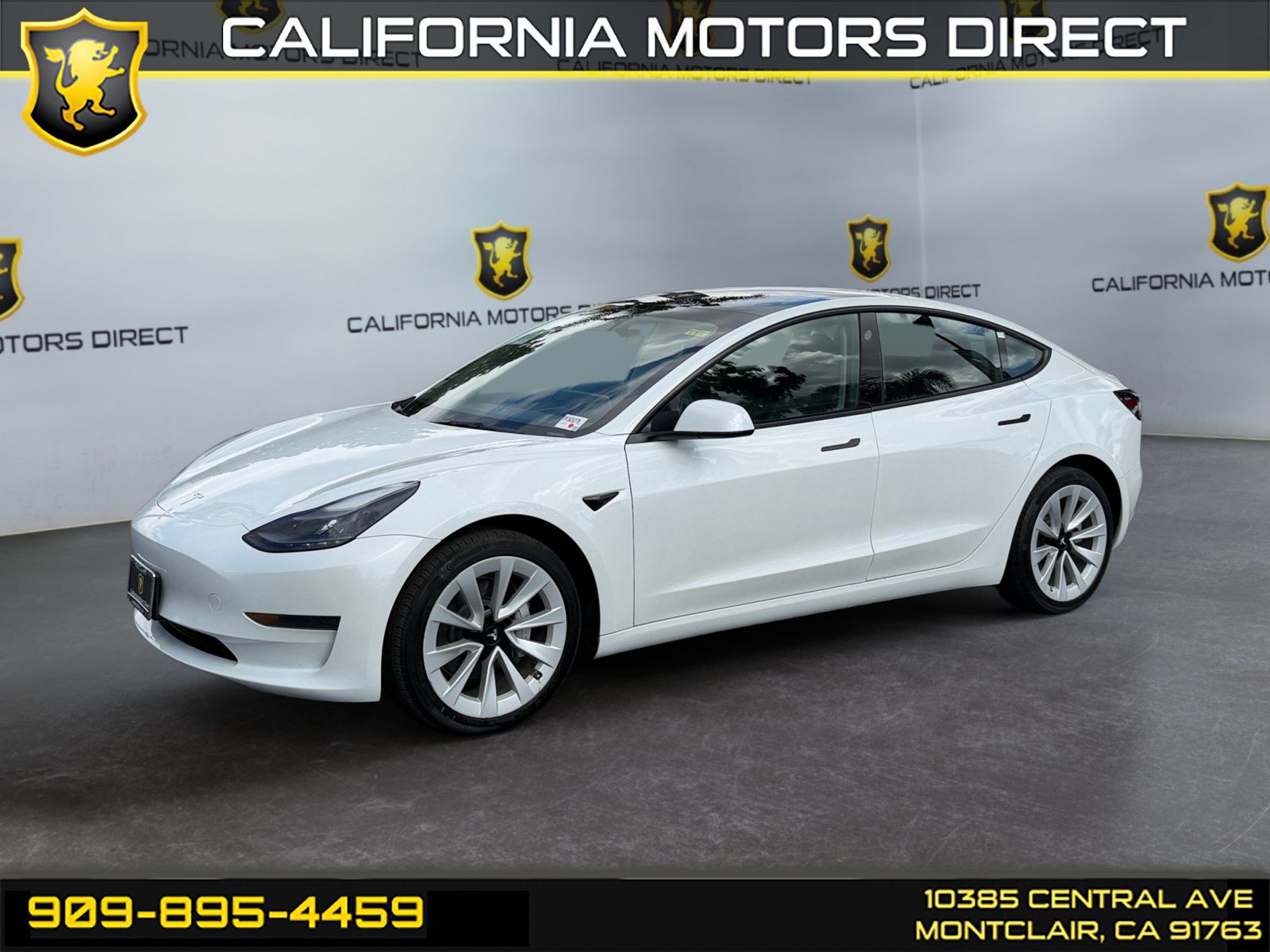 Used 2023 Tesla Model 3 Standard Range RWD image 1