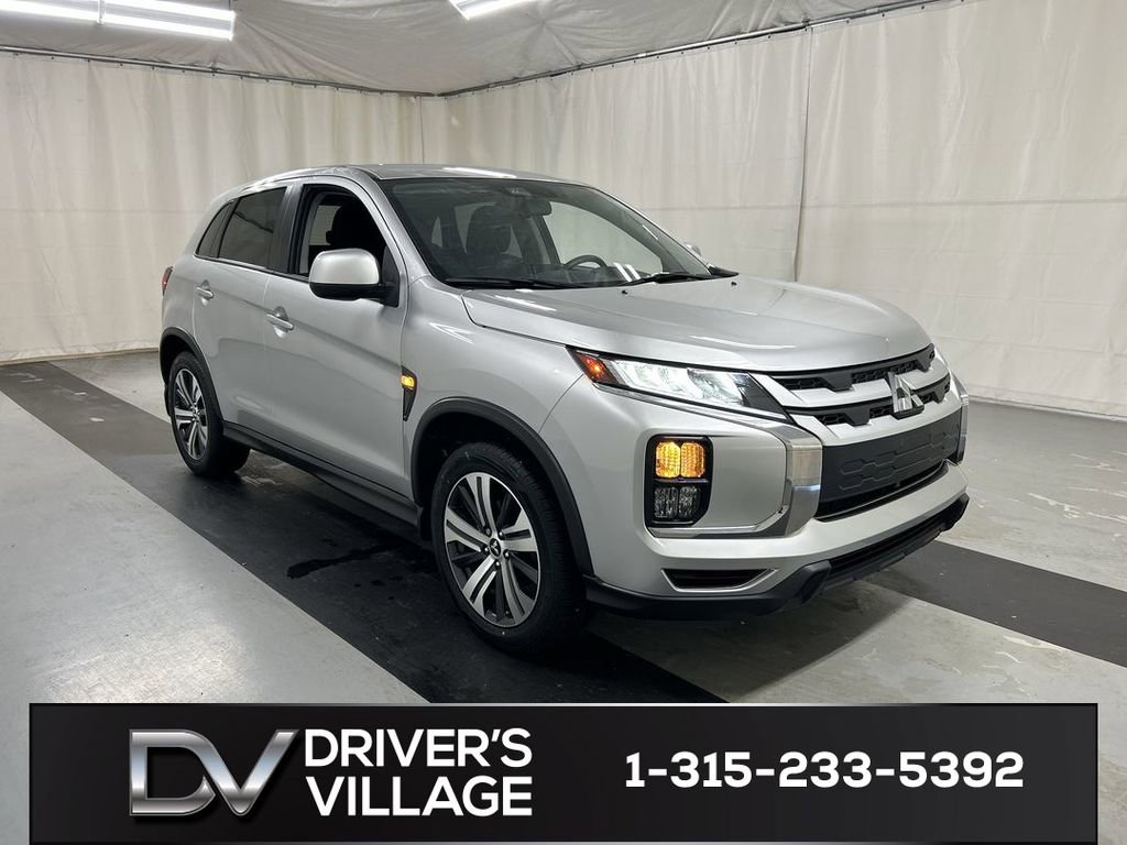 Used 2022 Mitsubishi Outlander Sport ES image 1