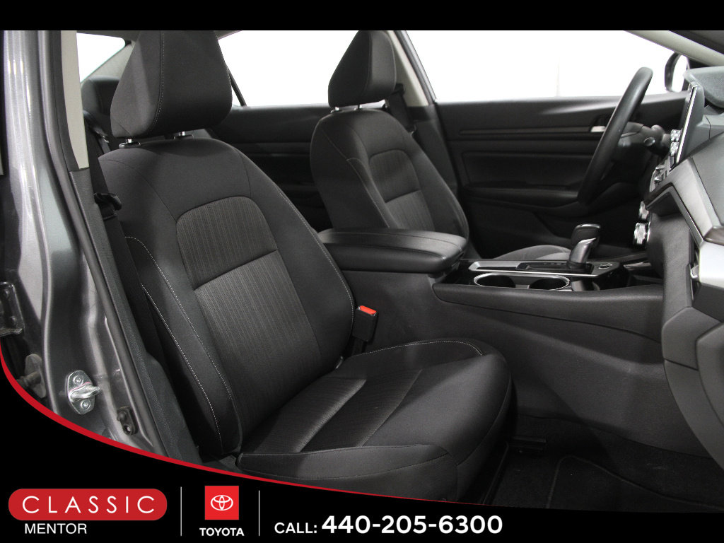 Used 2024 Nissan Altima 2.5 SV image 15